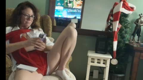 hidden_gold_milf online show from December 19, 2025, 5:03 am