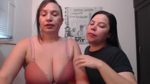 Snapshot of hidden_tinna chatting on July 13, 2026, 11:46 am Tinna online show from July 13, 2026, 11:46 am