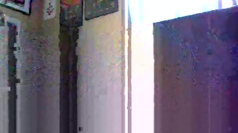 high_five_me online show from October 31, 2025, 5:03 pm