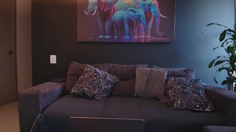 Snapshot of highlatin_guys chatting on December 6, 2024, 12:16 pm Terry and E online show from December 6, 2024, 12:16 pm