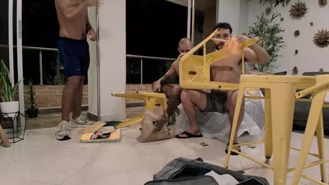 Snapshot of highlatin_guys chatting on December 12, 2024, 1:10 am Terry and E online show from December 12, 2024, 1:10 am