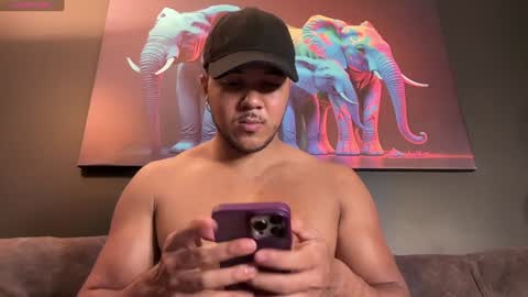 Snapshot of highlatin_guys chatting on February 2, 2025, 7:52 am Terry and E online show from February 2, 2025, 7:52 am