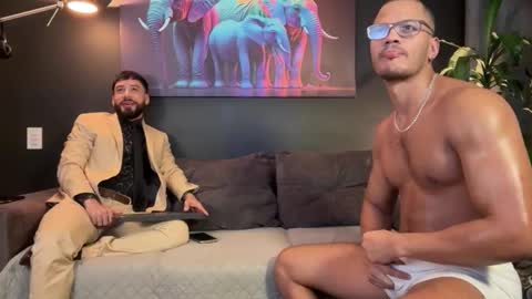 Snapshot of highlatin_guys chatting on September 15, 2025, 1:27 am Terry and E online show from September 15, 2025, 1:27 am