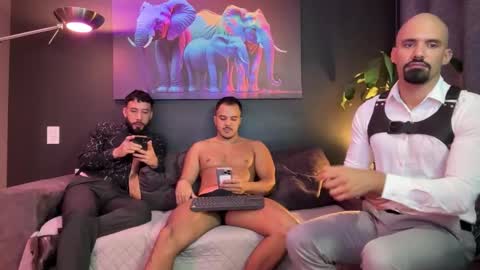 Snapshot of highlatin_guys chatting on October 13, 2025, 2:22 am Terry and E online show from October 13, 2025, 2:22 am