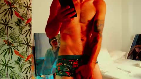 Snapshot of highnightz chatting on October 14, 2025, 8:48 am highnightz online show from October 14, 2025, 8:48 am