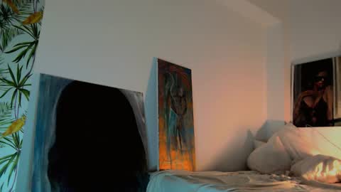 Snapshot of highnightz chatting on October 17, 2025, 9:06 pm highnightz online show from October 17, 2025, 9:06 pm