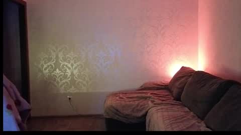 HIHIKA online show from January 8, 2026, 10:01 pm