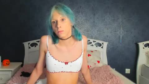hi im Hika online show from June 7, 2026, 9:07 pm