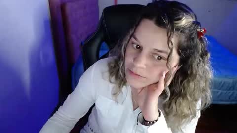 Snapshot of hikary_hall chatting on September 22, 2025, 2:57 am Tatiana online show from September 22, 2025, 2:57 am