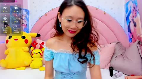 Snapshot of hikori_ chatting on January 18, 2025, 1:30 am Hikori online show from January 18, 2025, 1:30 am