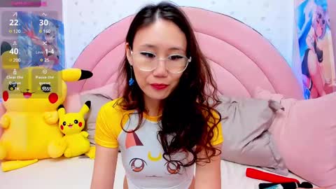 Snapshot of hikori_ chatting on February 18, 2025, 1:32 am Hikori online show from February 18, 2025, 1:32 am