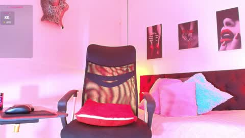 Snapshot of hilary_banks1 chatting on April 25, 2026, 5:54 am hilary banks online show from April 25, 2026, 5:54 am