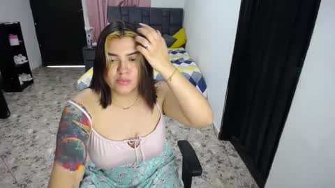 lia online show from February 13, 2025, 8:55 pm