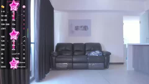 LUNA new account  FOLLOW ME online show from February 11, 2026, 2:44 pm