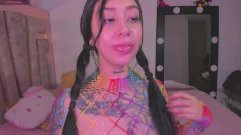 LUNA new account  FOLLOW ME online show from May 9, 2026, 12:49 am