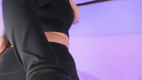 Hila online show from March 18, 2026, 12:14 am