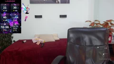 H I L A R Y online show from September 24, 2025, 3:10 am