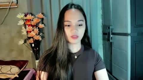 Snapshot of hilarymolly chatting on March 3, 2026, 3:45 am hilarymolly online show from March 3, 2026, 3:45 am