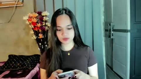 Snapshot of hilarymolly chatting on March 17, 2026, 2:49 am hilarymolly online show from March 17, 2026, 2:49 am