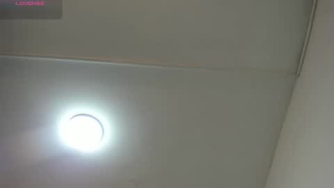 Hilary Thomsom online show from March 23, 2026, 12:20 pm