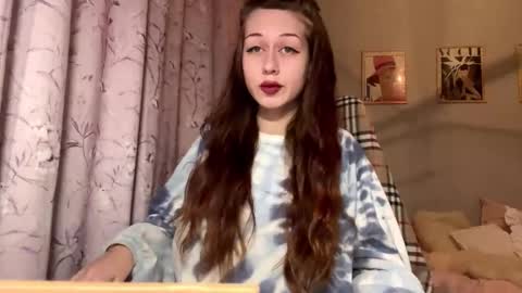 Snapshot of hildredmabray chatting on November 2, 2025, 3:36 pm Hi Im Elizabeth online show from November 2, 2025, 3:36 pm