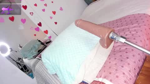  Hilary  online show from October 20, 2025, 8:53 pm