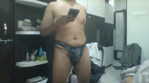 Snapshot of himanshukkkkkk chatting on April 14, 2026, 7:09 pm himanshukkkkkk online show from April 14, 2026, 7:09 pm