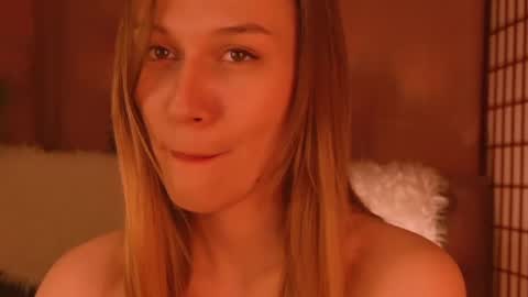 Hina online show from January 5, 2025, 4:38 pm