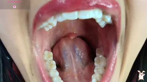 hinata online show from October 17, 2025, 9:06 pm