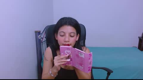 Snapshot of hinata_9 chatting on October 27, 2025, 2:15 am 0600AM-1100AM - online show from October 27, 2025, 2:15 am