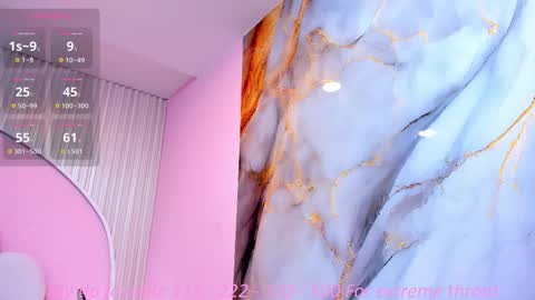 hinata_dolly online show from October 15, 2025, 10:59 am