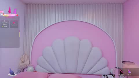 hinata_dolly online show from January 9, 2026, 11:02 am