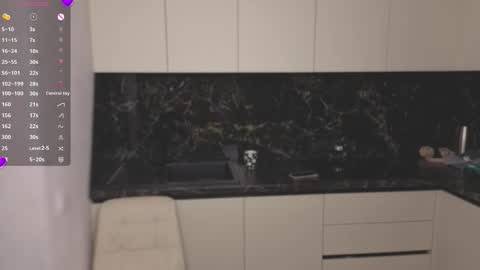 Hina online show from March 15, 2026, 3:51 pm