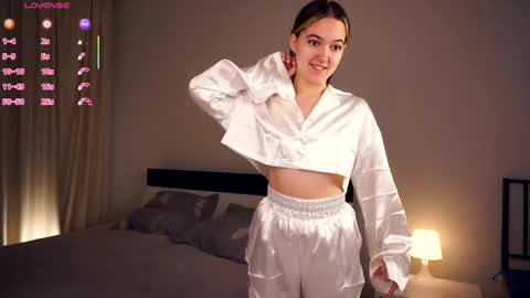 Leya Day Mary Night   PvT Open online show from February 20, 2025, 6:46 pm