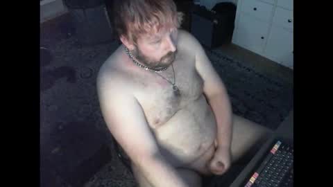 hipguy91 online show from October 31, 2025, 11:39 pm