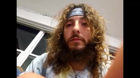 hippiejagain online show from October 4, 2025, 3:15 am