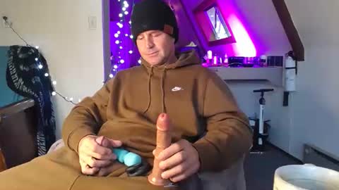 Hippie Jijm online show from March 5, 2026, 4:14 pm