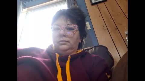 Bella online show from February 11, 2025, 3:18 pm