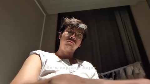 Snapshot of hirvirdish chatting on September 24, 2025, 4:21 pm Taick online show from September 24, 2025, 4:21 pm