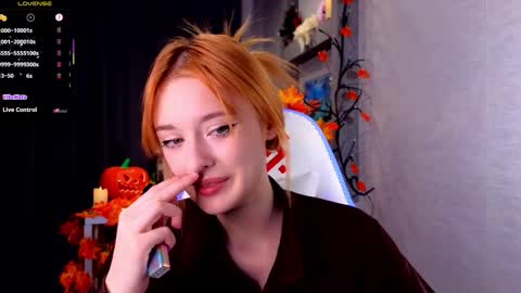 Snapshot of hisoka__akerley chatting on October 24, 2025, 5:53 pm Ella online show from October 24, 2025, 5:53 pm