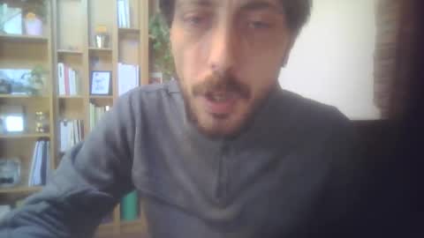 hitmenoww online show from February 15, 2026, 11:19 am