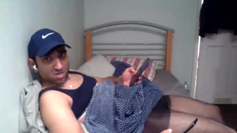hnh67676 online show from September 10, 2025, 9:37 pm
