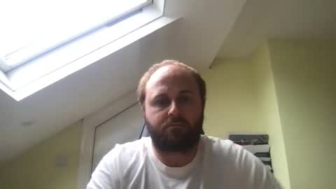 hockeyboy230425 online show from February 9, 2026, 2:43 pm