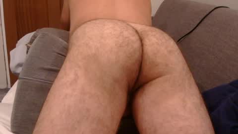 hockeyjock17 online show from August 5, 2026, 2:03 am