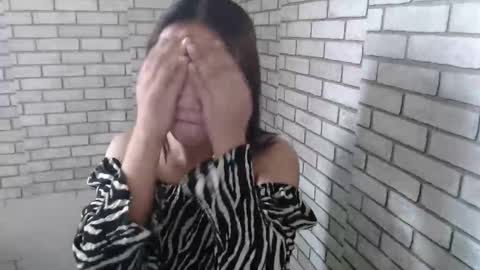 Snapshot of hoelyixia chatting on January 12, 2026, 7:24 am Ixia3 online show from January 12, 2026, 7:24 am