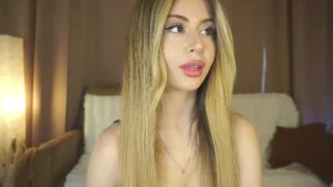 Moni Monica online show from June 25, 2026, 8:08 am