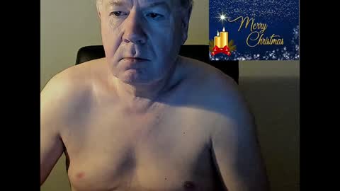Snapshot of holgerhb53 chatting on December 26, 2024, 12:46 am Holger online show from December 26, 2024, 12:46 am