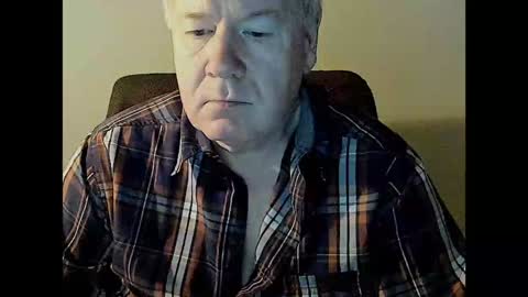 Snapshot of holgerhb53 chatting on December 30, 2024, 1:36 pm Holger online show from December 30, 2024, 1:36 pm