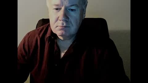 Snapshot of holgerhb53 chatting on January 3, 2025, 2:40 pm Holger online show from January 3, 2025, 2:40 pm