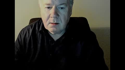 Snapshot of holgerhb53 chatting on January 17, 2025, 8:45 am Holger online show from January 17, 2025, 8:45 am